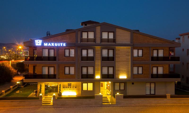 Maxuite Hotel in Home