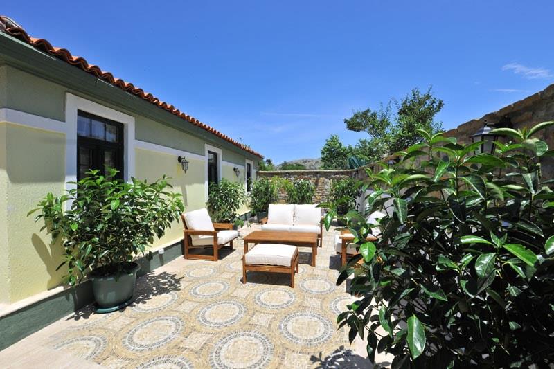 Petrino Gökçeada Hotel