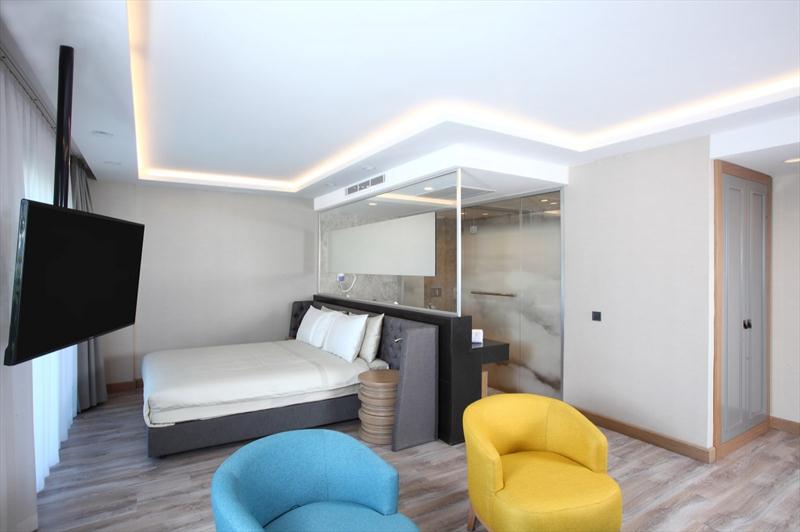 Suit Oda -  Şehir Manzaralı