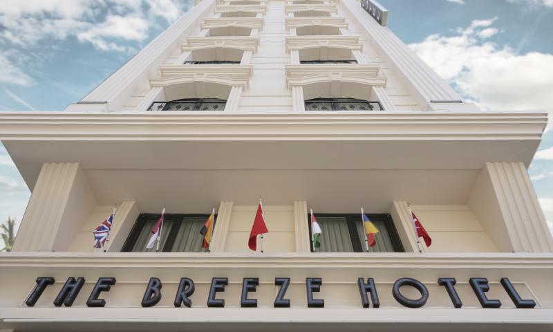 The Breeze Hotel Genel 1